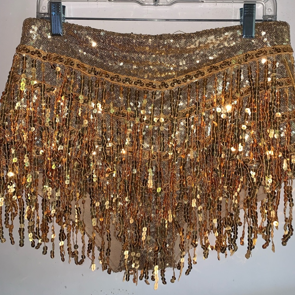 Elsie & Fred gold shorts